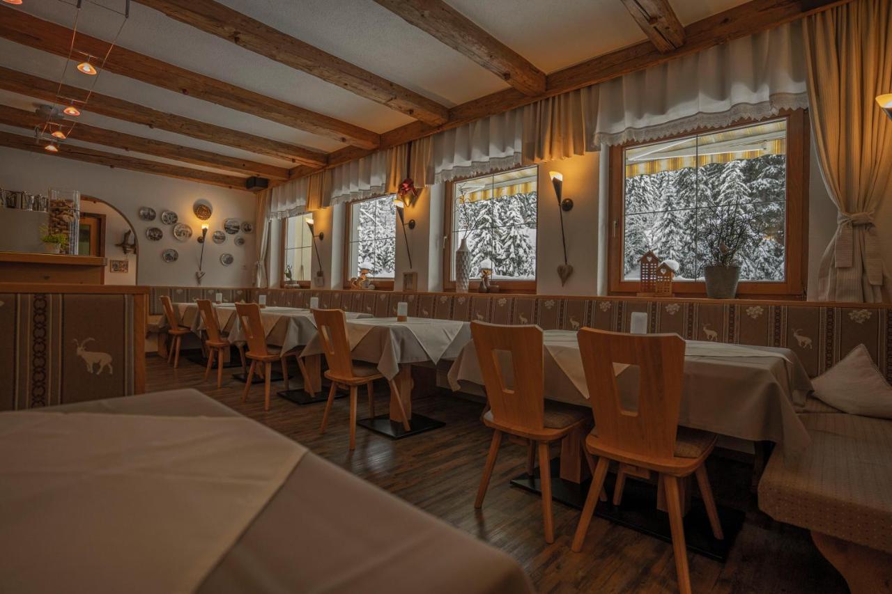 Gasthof Waldesruh Oetz Bagian luar foto