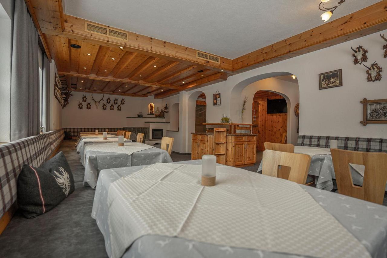 Gasthof Waldesruh Oetz Bagian luar foto