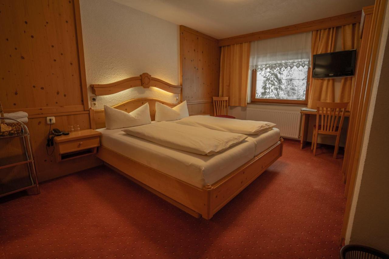 Gasthof Waldesruh Oetz Bagian luar foto